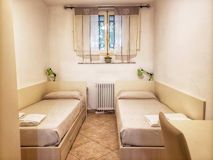 Apartament Golden House Bolonia Zewnętrze zdjęcie